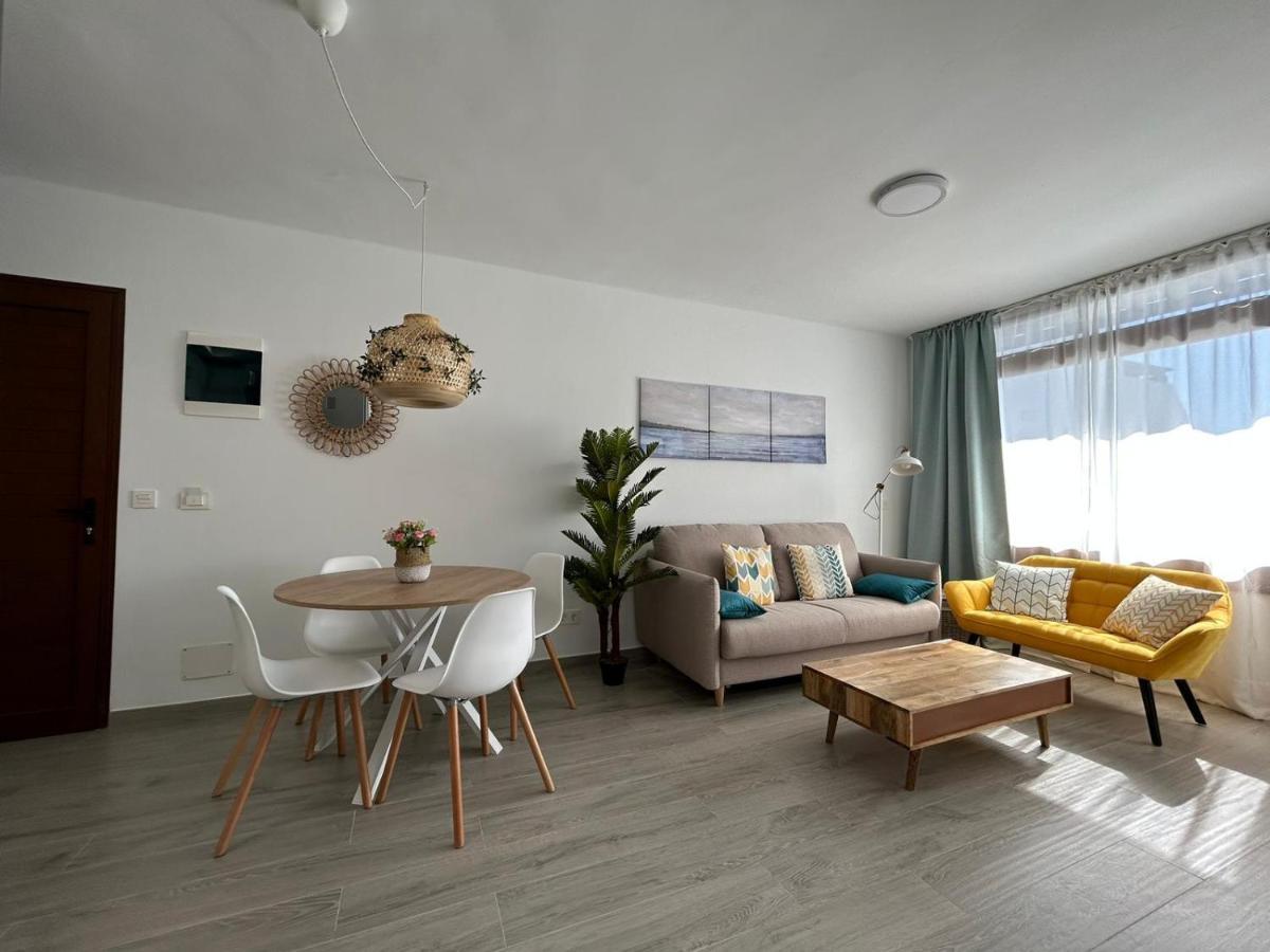 Apartamento Jameos-Los Molinos Costa Teguise, Lanzarote Екстериор снимка