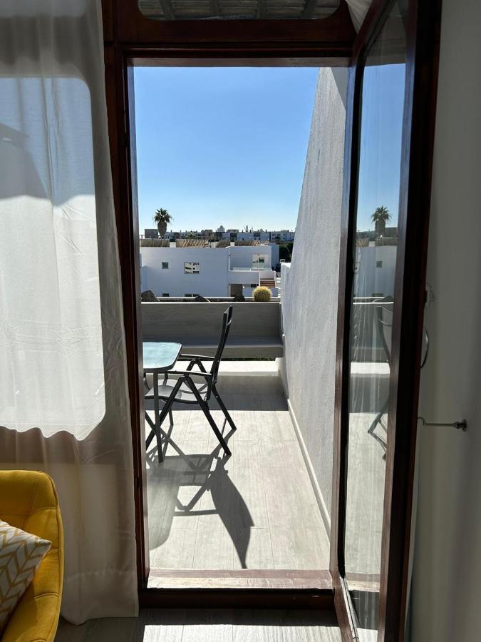 Apartamento Jameos-Los Molinos Costa Teguise, Lanzarote Екстериор снимка