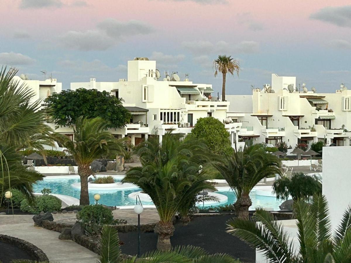 Apartamento Jameos-Los Molinos Costa Teguise, Lanzarote Екстериор снимка