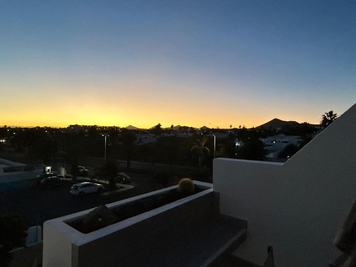 Apartamento Jameos-Los Molinos Costa Teguise, Lanzarote Екстериор снимка