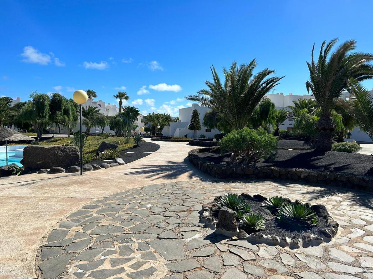 Apartamento Jameos-Los Molinos Costa Teguise, Lanzarote Екстериор снимка